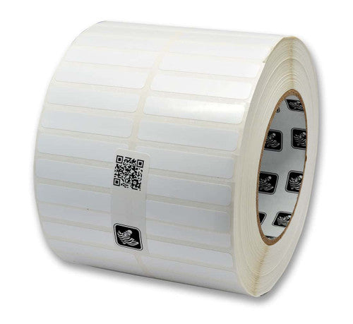 Étiquettes 10023264 - Étiquette à transfert thermique Zebra 0.5" x 1.5" (12.7 mm x 38.1 mm) Z-Perform 2000T - Noyau 3 - 3780 étiquettes/rouleaux - 1 rouleaux par caisse
